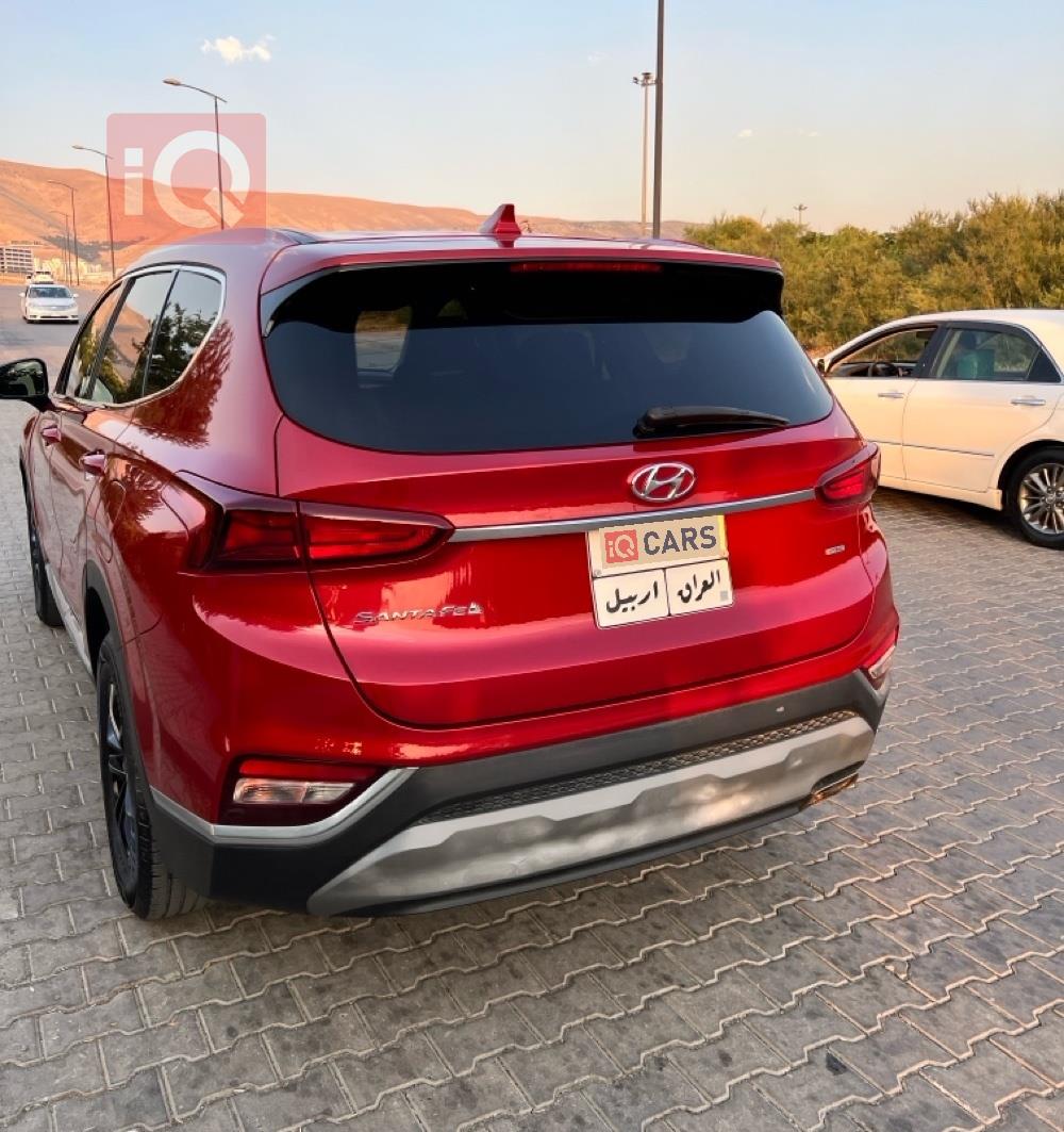 هيونداي سانتافي